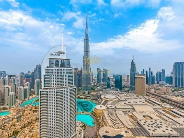 Burj / Fountain Views 3 Bedroom Apartment